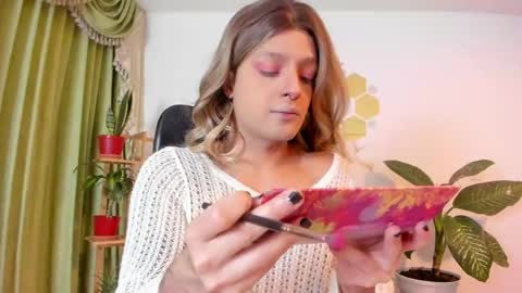 Luka Castillo online show from 04.11.26