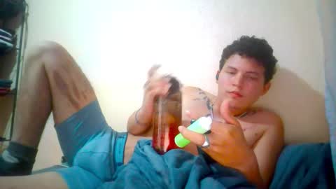 Snapshot of lukas2002alien622712 chatting on 11.20.25 Lukas online show from 11.20.25