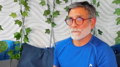 Luke Crews online show from 03.04.25