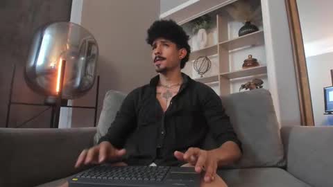 Luke Taylor online show from 10.11.25