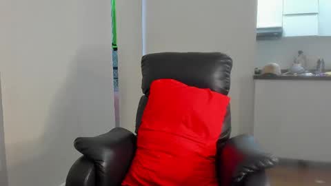 Snapshot of lukeglanton17 chatting on 03.16.26 Luke online show from 03.16.26