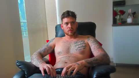 Snapshot of lukeglanton17 chatting on 03.27.26 Luke online show from 03.27.26