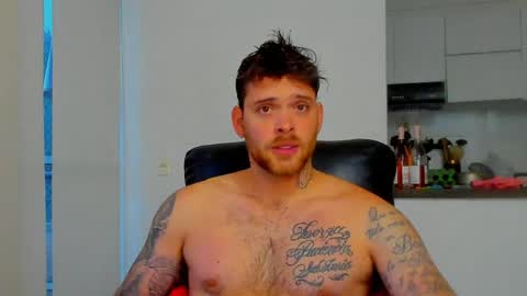 Snapshot of lukeglanton17 chatting on 04.17.26 Luke online show from 04.17.26