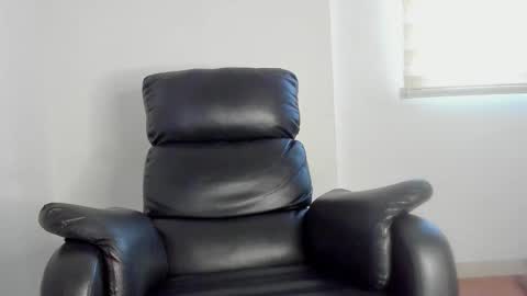 Snapshot of lukeglanton17 chatting on 05.24.26 Luke online show from 05.24.26
