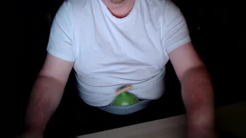 Snapshot of lukelooner chatting on 11.18.25 lukelooner online show from 11.18.25