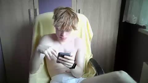 Snapshot of lukepaxley chatting on 05.23.26 Luke Paxley online show from 05.23.26