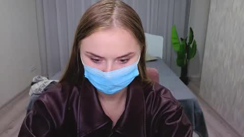 lukeriamoon online show from 10.07.25