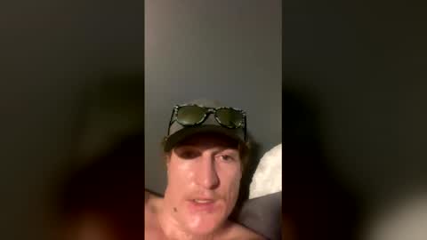 Snapshot of lukeshaft chatting on 05.20.26 lukeshaft online show from 05.20.26