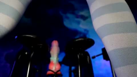 Snapshot of lukewilde chatting on 02.15.25 lukewilde online show from 02.15.25