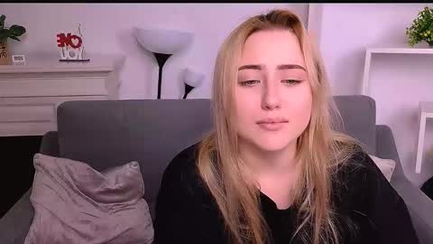 Lily online show from 03.03.26