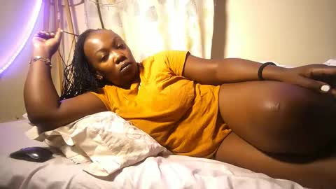 lulu_sparks1 online show from 12.16.25