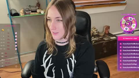 Snapshot of luluv chatting on 02.11.25 Lulu online show from 02.11.25