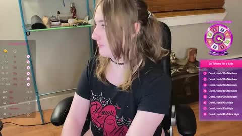 Snapshot of luluv chatting on 03.03.25 Lulu online show from 03.03.25