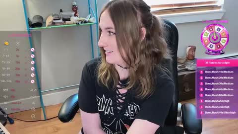 Snapshot of luluv chatting on 03.06.25 Lulu online show from 03.06.25