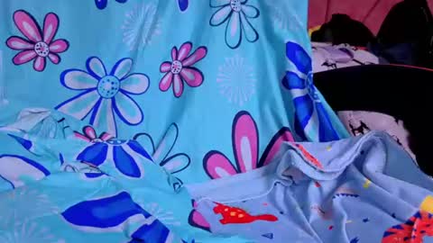Snapshot of luly_blue chatting on 06.16.26 Luly online show from 06.16.26