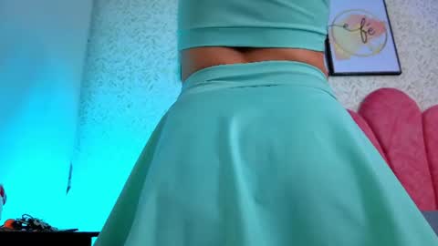 Snapshot of luly_blue chatting on 06.23.26 Luly online show from 06.23.26