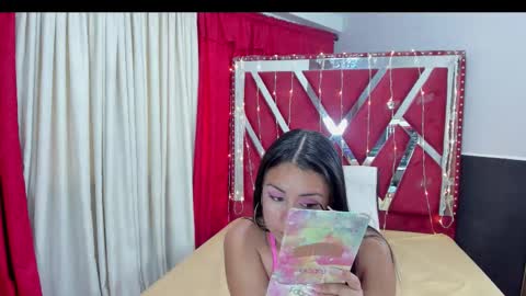 Luna  online show from 11.19.25