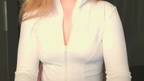 luna1vibe online show from 04.03.26