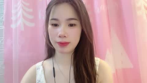 Snapshot of luna4739 chatting on 04.20.26 Luna online show from 04.20.26