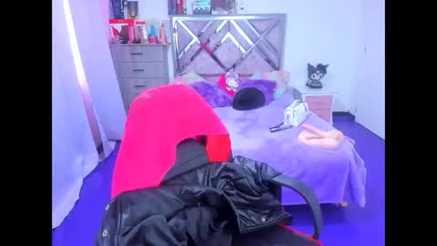 luna_analya online show from 01.17.26