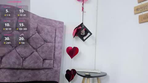 luna_big_tits online show from 09.27.25