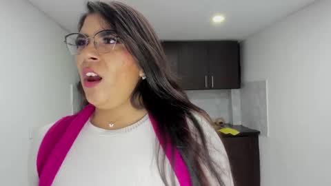 luna  online show from 11.18.25