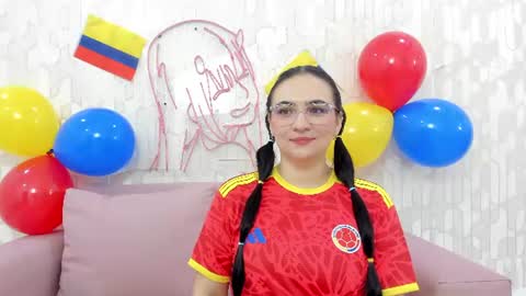 luna_ferrer1 online show from 06.27.26