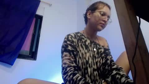Snapshot of luna_hazard chatting on 02.23.25 luna_hazard online show from 02.23.25