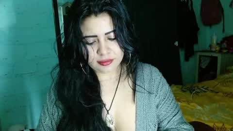 luna_india online show from 02.21.25