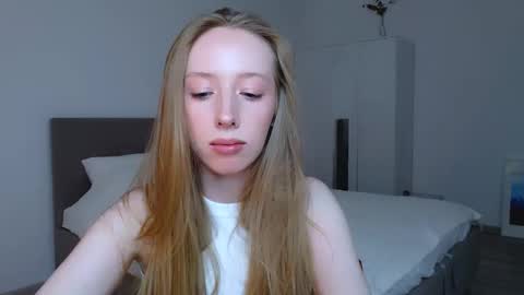 Luna online show from 12.25.24
