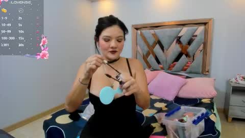 Luna  online show from 10.03.25