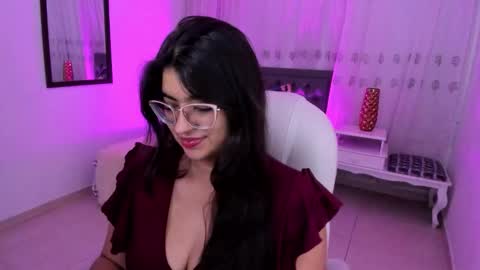 Snapshot of luna_jonnes1 chatting on 01.09.26 Luna online show from 01.09.26