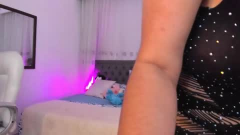 Snapshot of luna_jonnes1 chatting on 01.15.26 Luna online show from 01.15.26