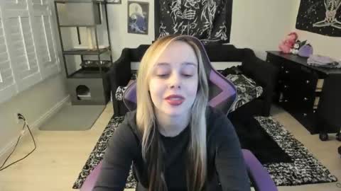 Luna online show from 02.25.26