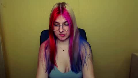 Luna online show from 02.15.25