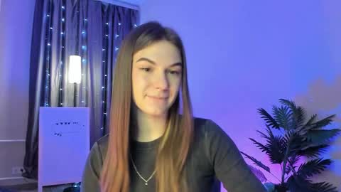 Snapshot of luna_lust_21 chatting on 02.04.26 Luna online show from 02.04.26