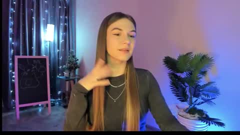 Snapshot of luna_lust_21 chatting on 02.08.26 Luna online show from 02.08.26