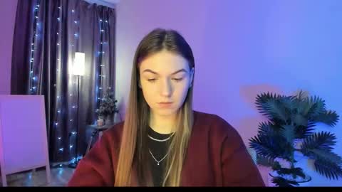 Snapshot of luna_lust_21 chatting on 02.12.26 Luna online show from 02.12.26