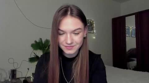 Snapshot of luna_lust_21 chatting on 02.26.26 Luna online show from 02.26.26