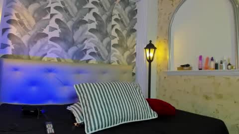 Snapshot of luna_morgan_ chatting on 02.13.25 Luna Morgan online show from 02.13.25