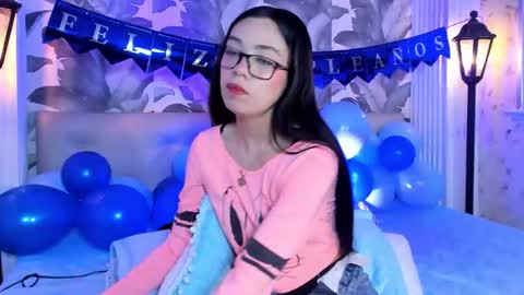 Snapshot of luna_morgan_ chatting on 09.19.25 Luna Morgan online show from 09.19.25