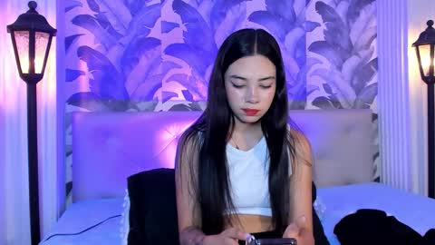 Snapshot of luna_morgan_ chatting on 09.25.25 Luna Morgan online show from 09.25.25