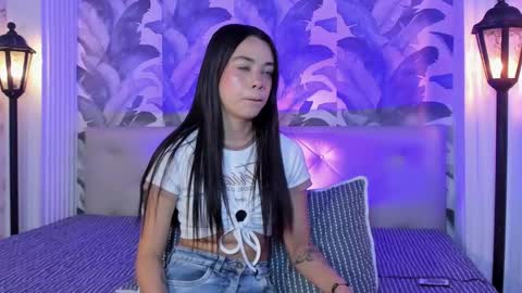 Snapshot of luna_morgan_ chatting on 11.04.25 Luna Morgan online show from 11.04.25