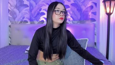 Snapshot of luna_morgan_ chatting on 11.07.25 Luna Morgan online show from 11.07.25