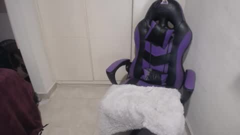 Snapshot of luna_rosita chatting on 12.14.24 Luna online show from 12.14.24