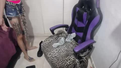 Snapshot of luna_rosita chatting on 12.20.24 Luna online show from 12.20.24