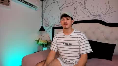 Luna Stanford online show from 10.09.25