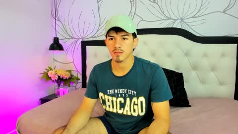 Luna Stanford online show from 10.12.25