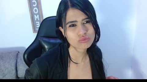 Snapshot of luna_starr69 chatting on 09.26.25 luna_starr69 online show from 09.26.25