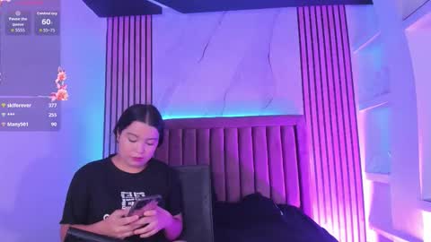 Snapshot of luna_sweeett_ chatting on 09.20.25 Luna online show from 09.20.25
